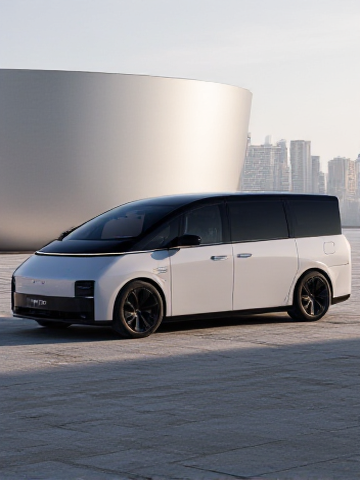 Concept MPV V1